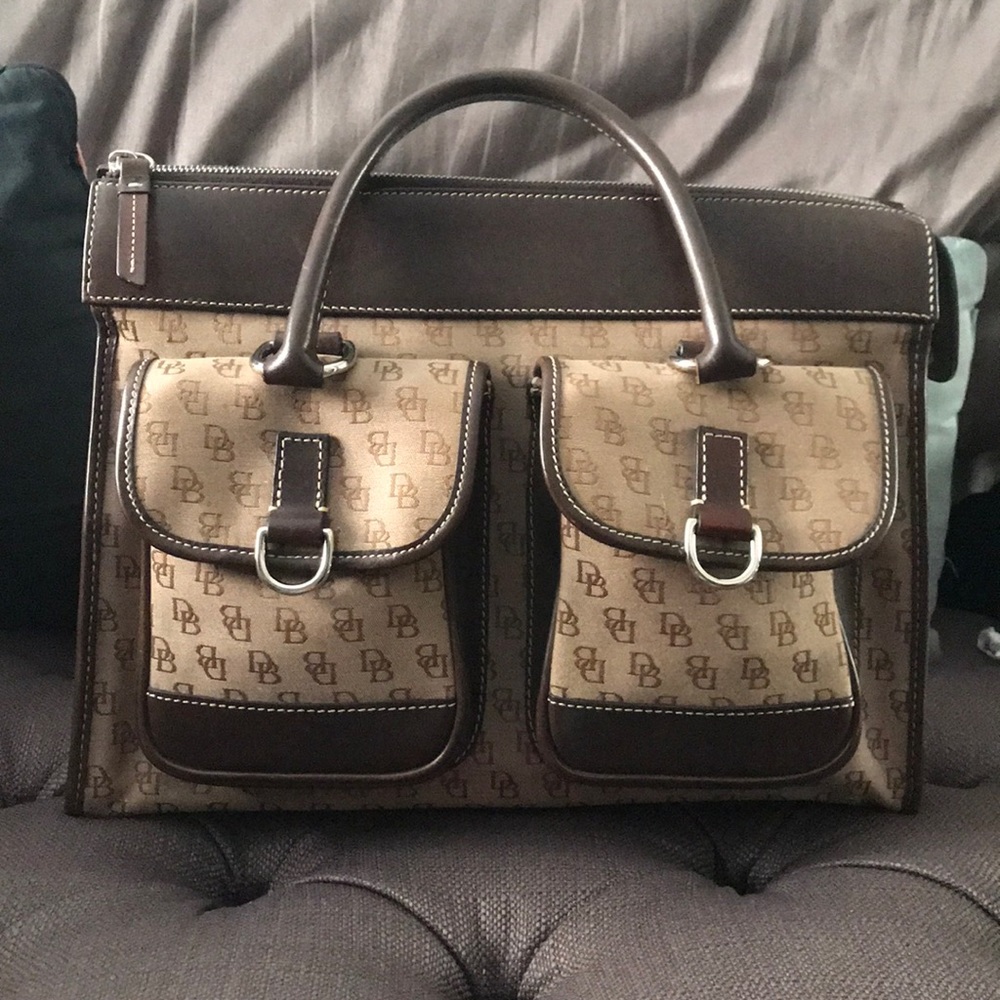 Dooney & Bourke purse, large